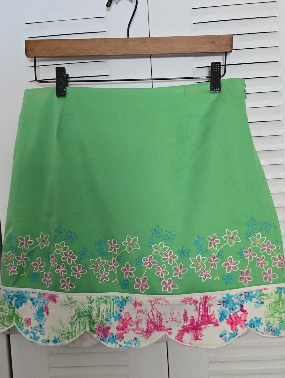 Island Republic Bright Green Mini Skirt with Floral Border NWT